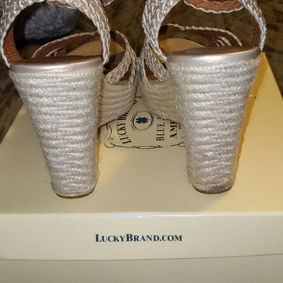 Lucky 8.5 Metallic Gold Espadrilles - Picture 6 of 7